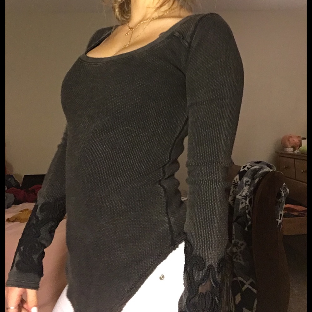 long sleeve with embroidered sleeves-free people